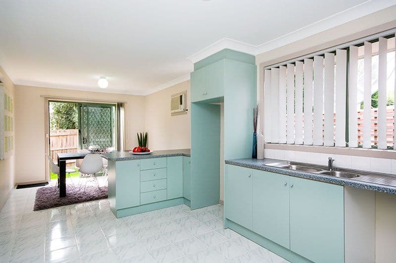 69 Bowman Drive, MILL PARK VIC 3082, Mill Park - Thumbnail 2