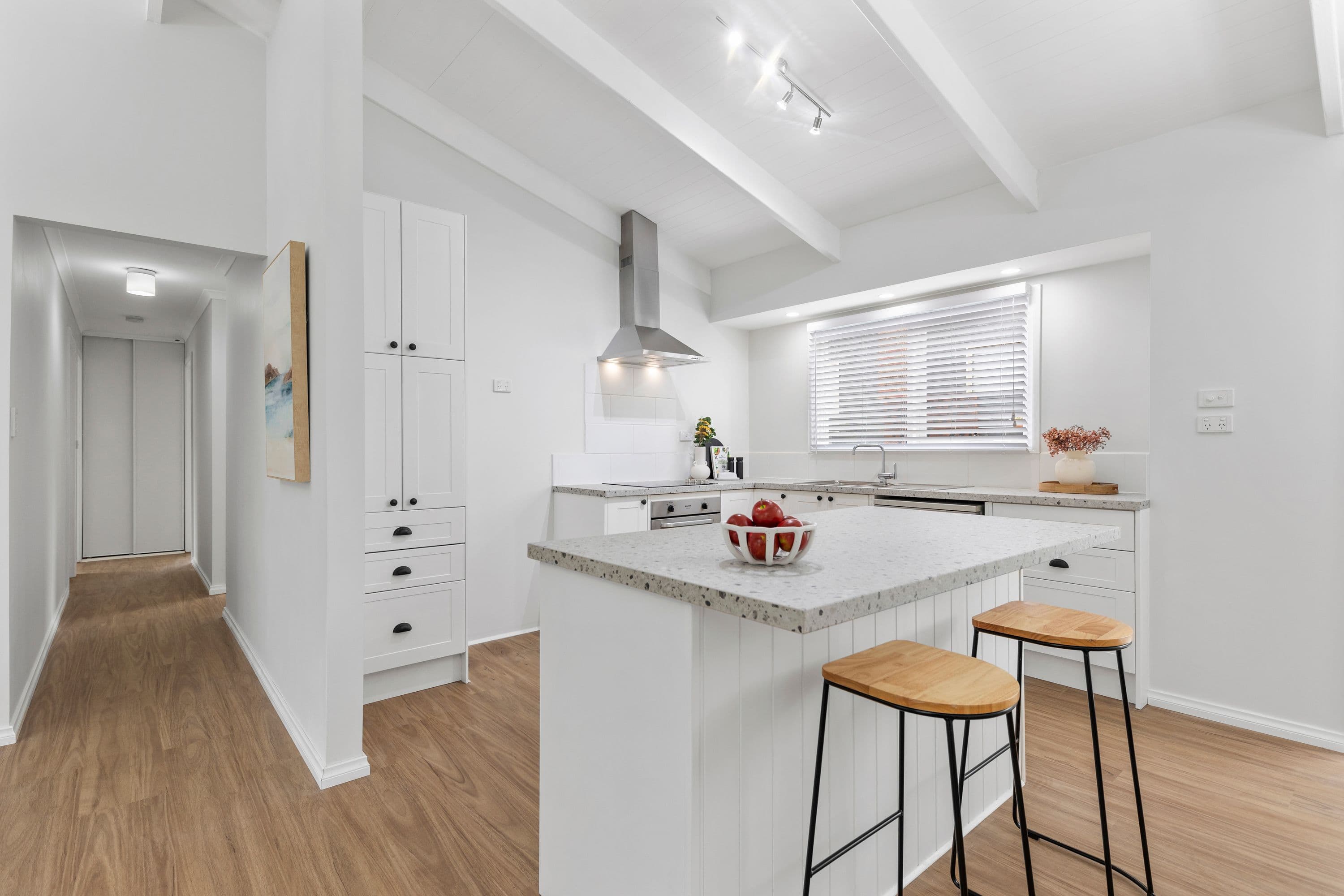 1 Bevan Court, Pakenham VIC 3810, Pakenham - Thumbnail 4