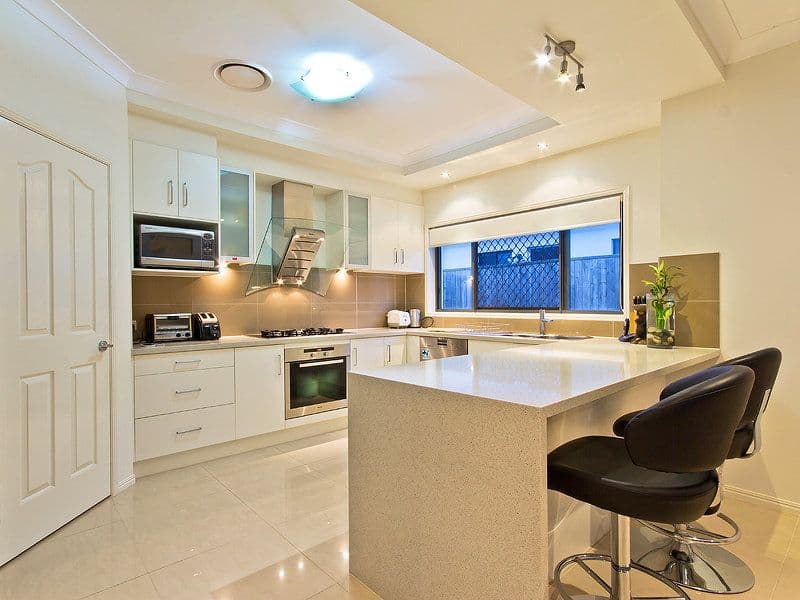 16 Azienda Place, BRIDGEMAN DOWNS QLD 4035, Bridgeman Downs - Thumbnail 7