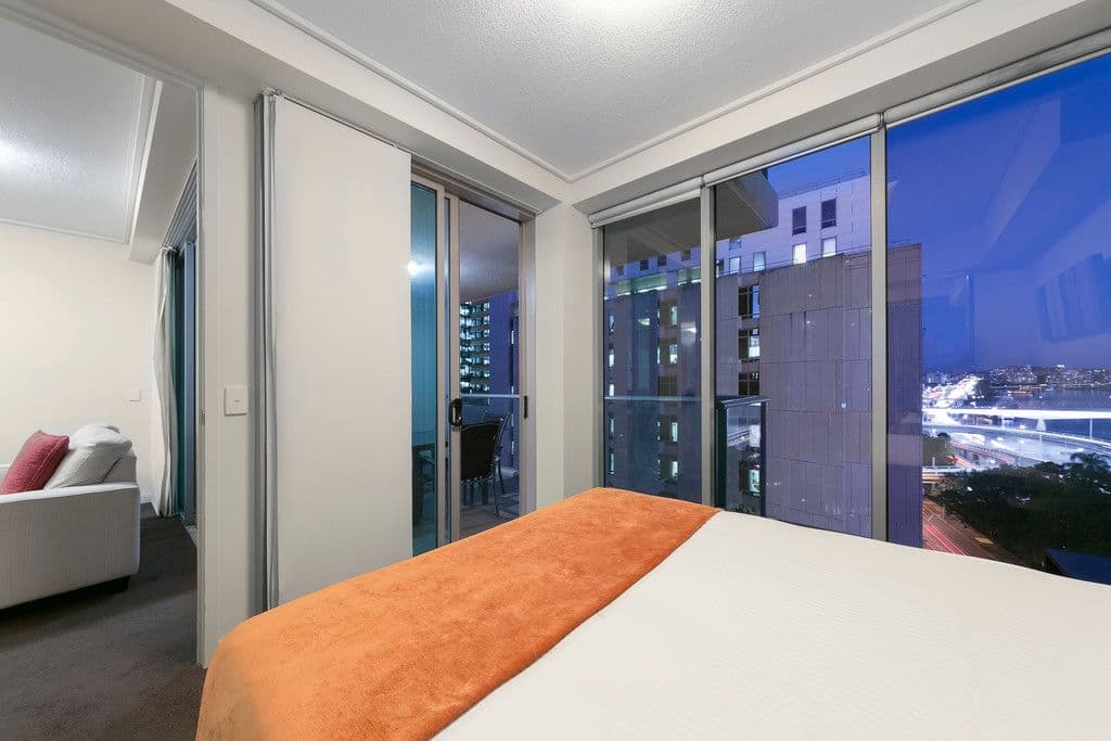 18 Tank Street, BRISBANE QLD 4000, Brisbane City - Thumbnail 3