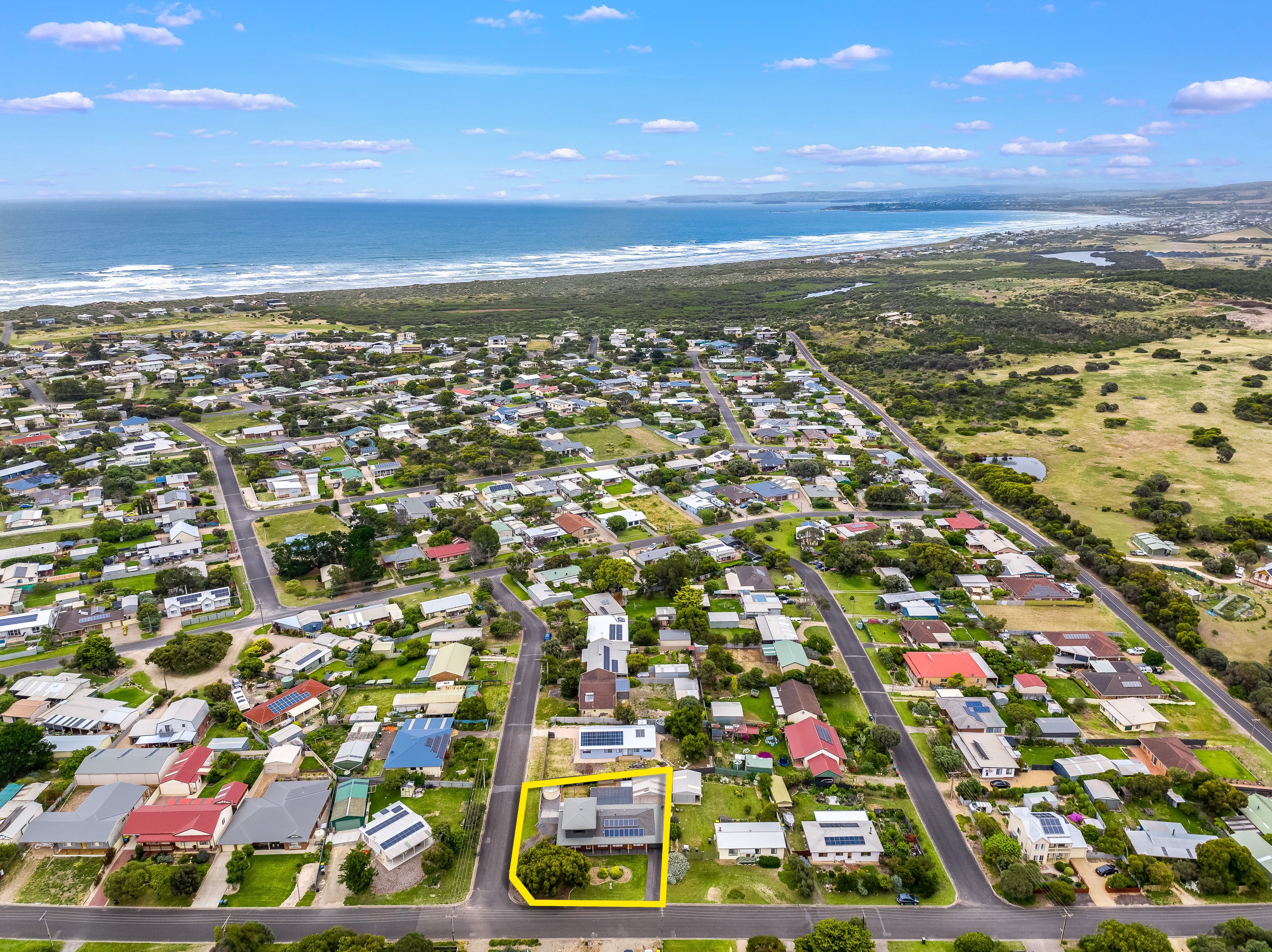 19 Lacrington Street, Goolwa Beach SA 5214, Goolwa Beach - Thumbnail 2