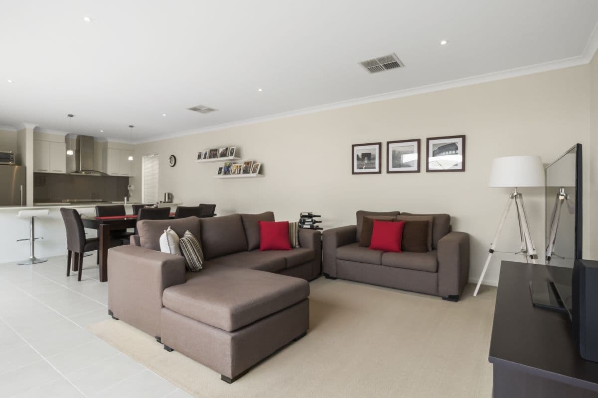 48 Crossway Avenue, Tarneit VIC 3029, Tarneit - Thumbnail 3