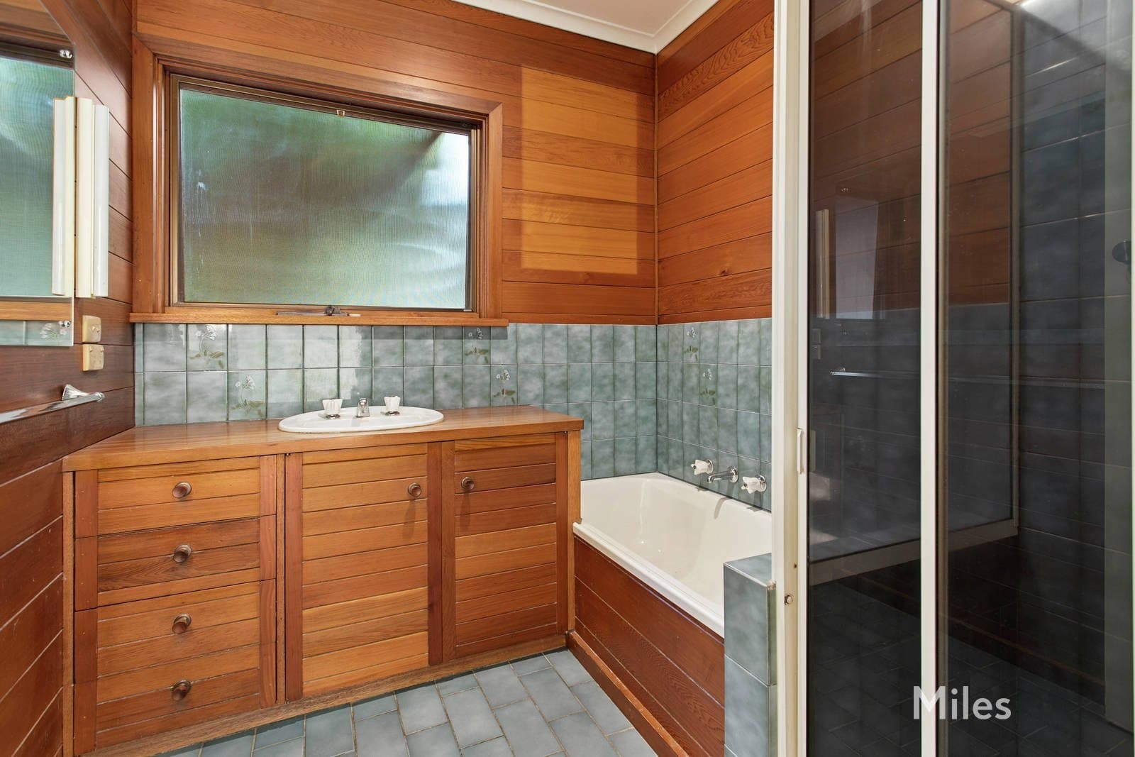 6 Kallay Court, Viewbank, Viewbank - Image 1