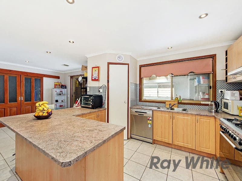 7 Mulwala Gardens, St Albans VIC 3021, St Albans - Thumbnail 6