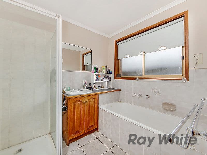 7 Mulwala Gardens, St Albans VIC 3021, St Albans - Thumbnail 7