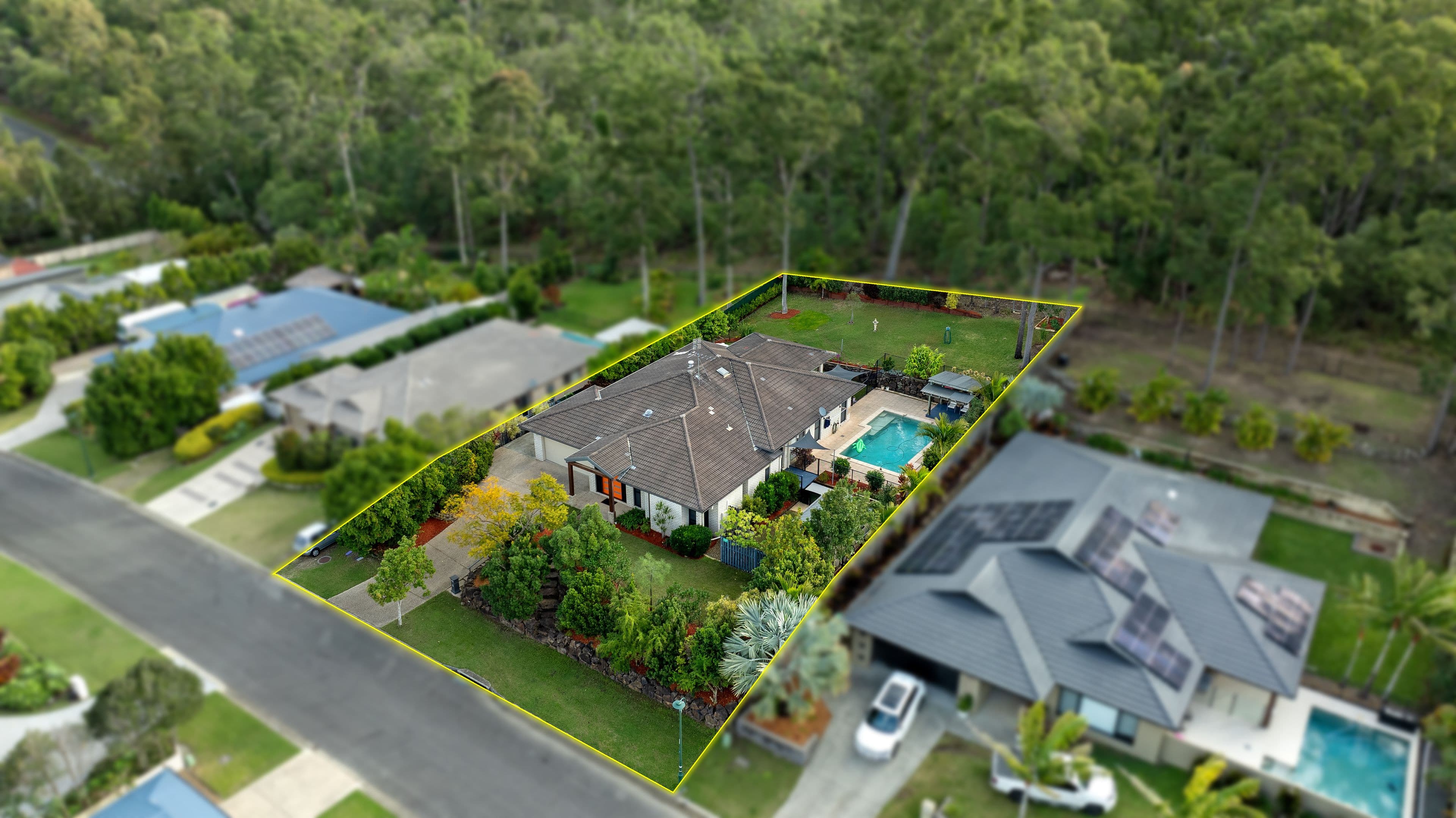 12 Capelily Street, Upper Coomera QLD 4209, Upper Coomera - Thumbnail 2