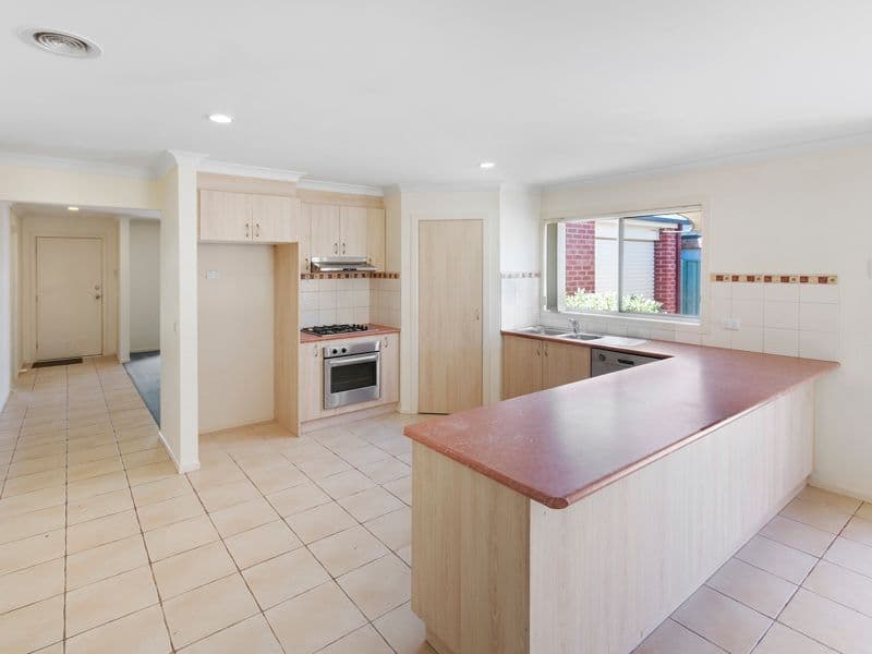 3 Madison Drive, Brookfield VIC 3338, Brookfield - Thumbnail 2