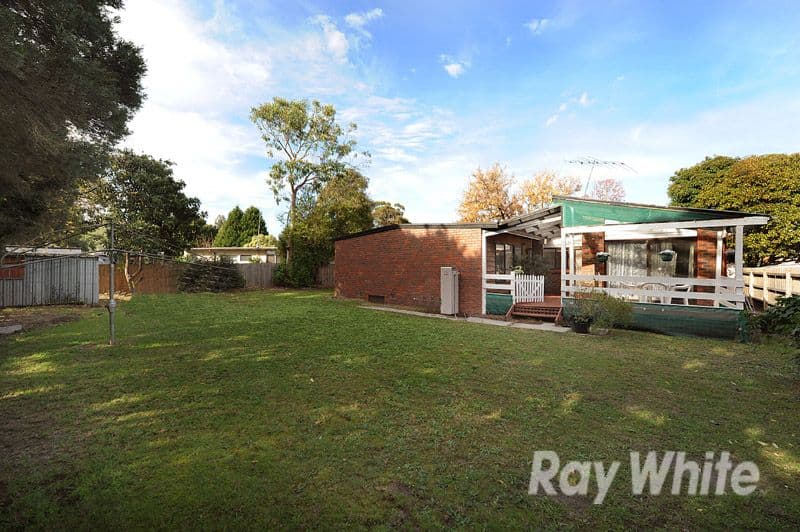 11 Park Boulevard, FERNTREE GULLY VIC 3156, Ferntree Gully - Thumbnail 8
