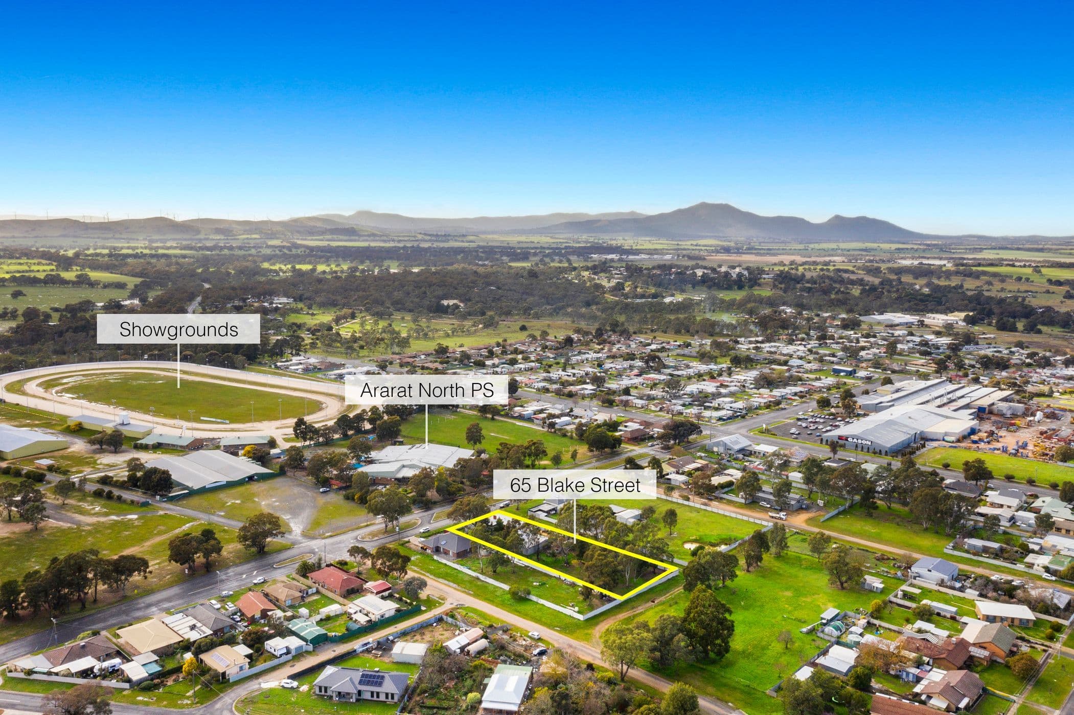 65 Blake Street, Ararat VIC 3377, Ararat - Thumbnail 2