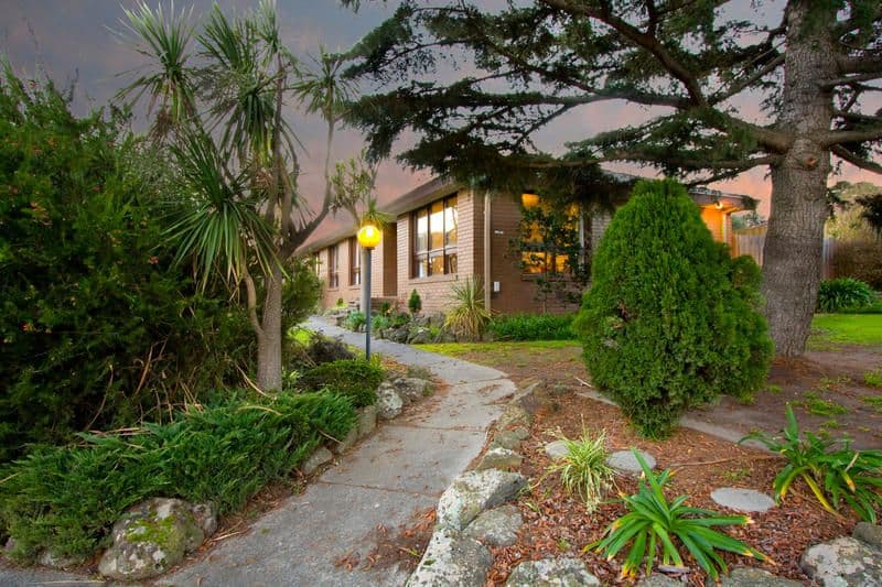 87 Grayson Drive, SCORESBY VIC 3179, Scoresby - Image 1