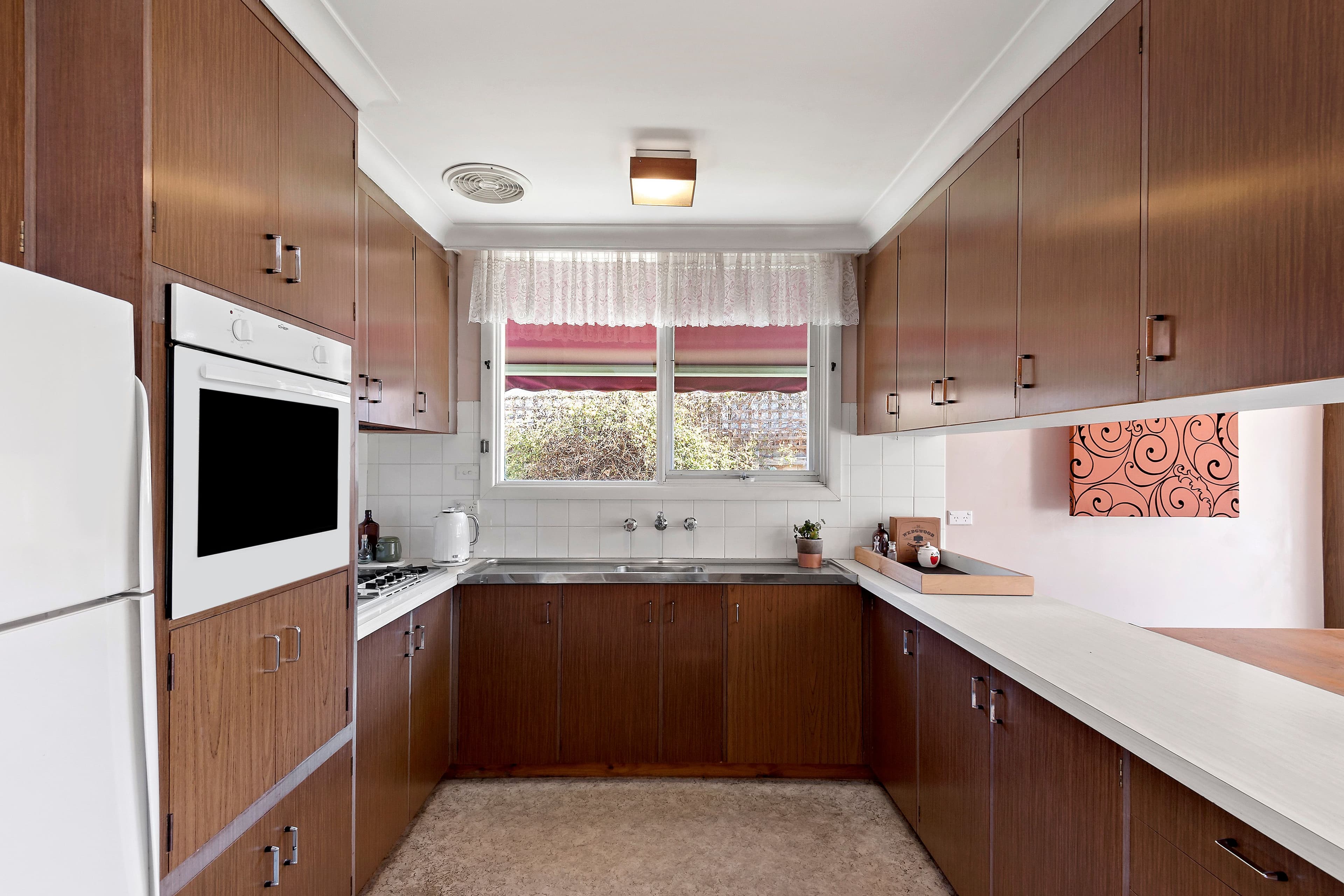 17 Salem Avenue, Oakleigh South VIC 3167, Oakleigh South - Thumbnail 3