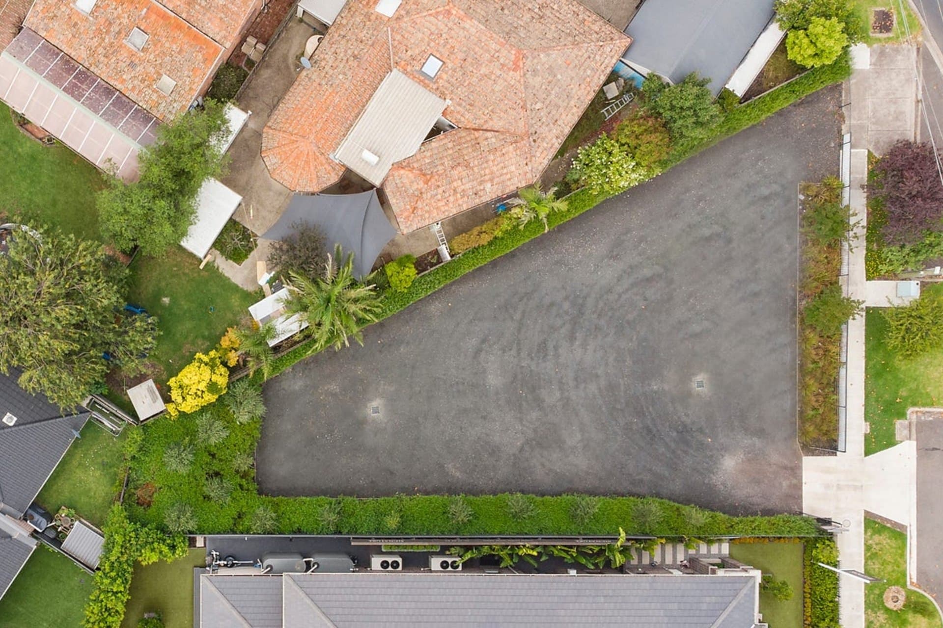 22 Bulla Road, Strathmore - Thumbnail 2