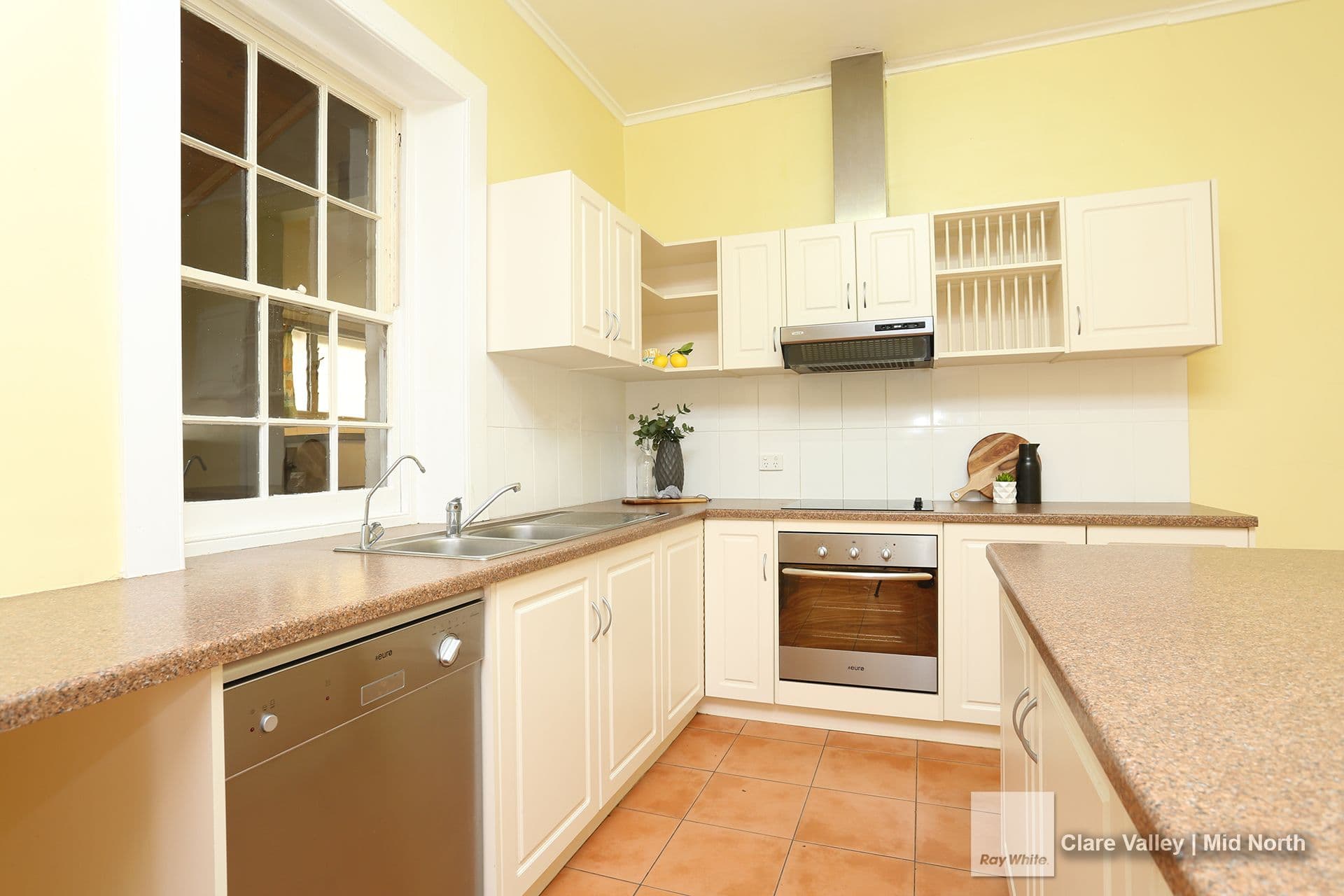 3 Morehead Street, Burra SA 5417, Burra - Thumbnail 7