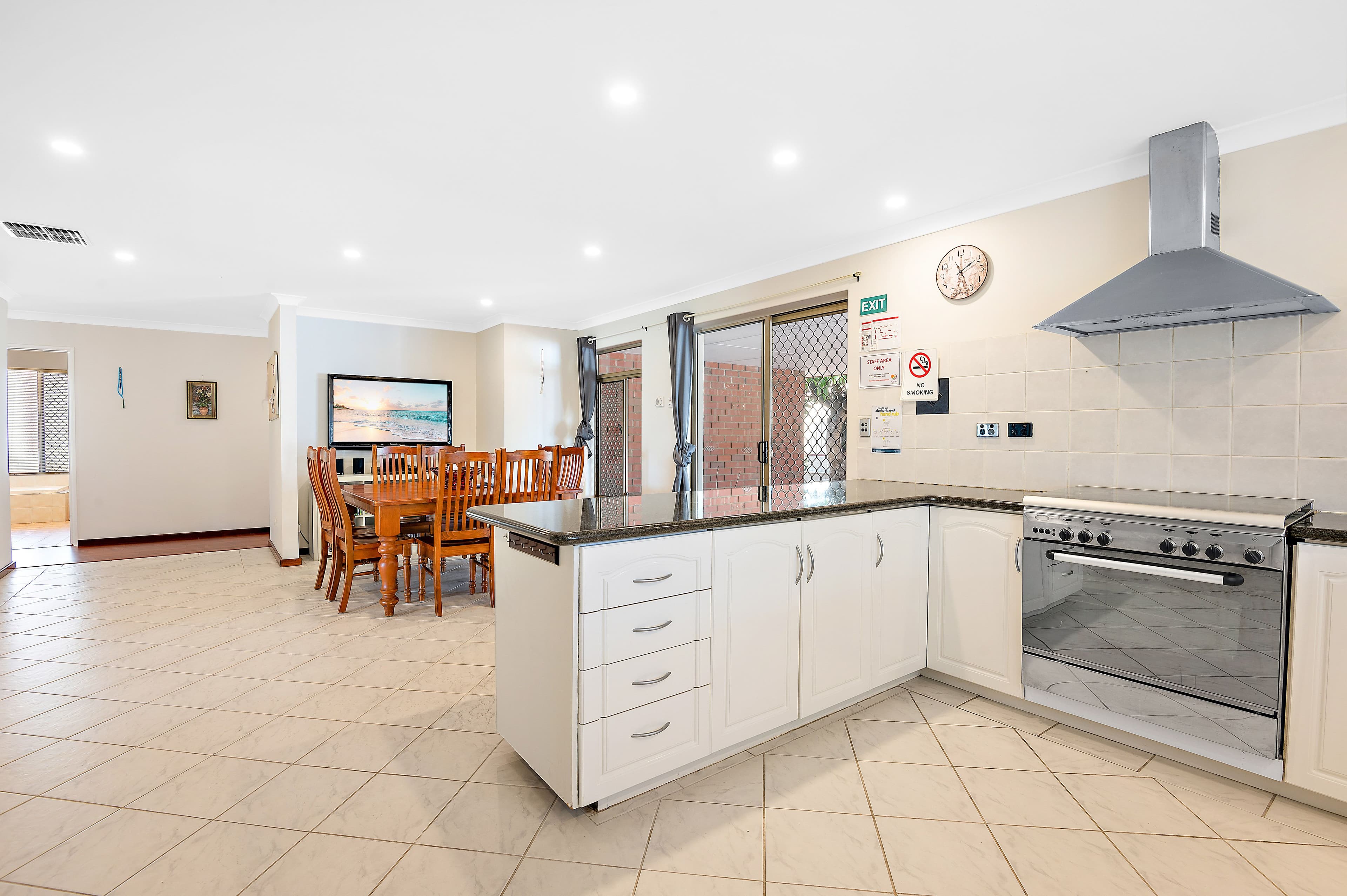 91 Birnam Road, Canning Vale WA 6155, Canning Vale - Thumbnail 3