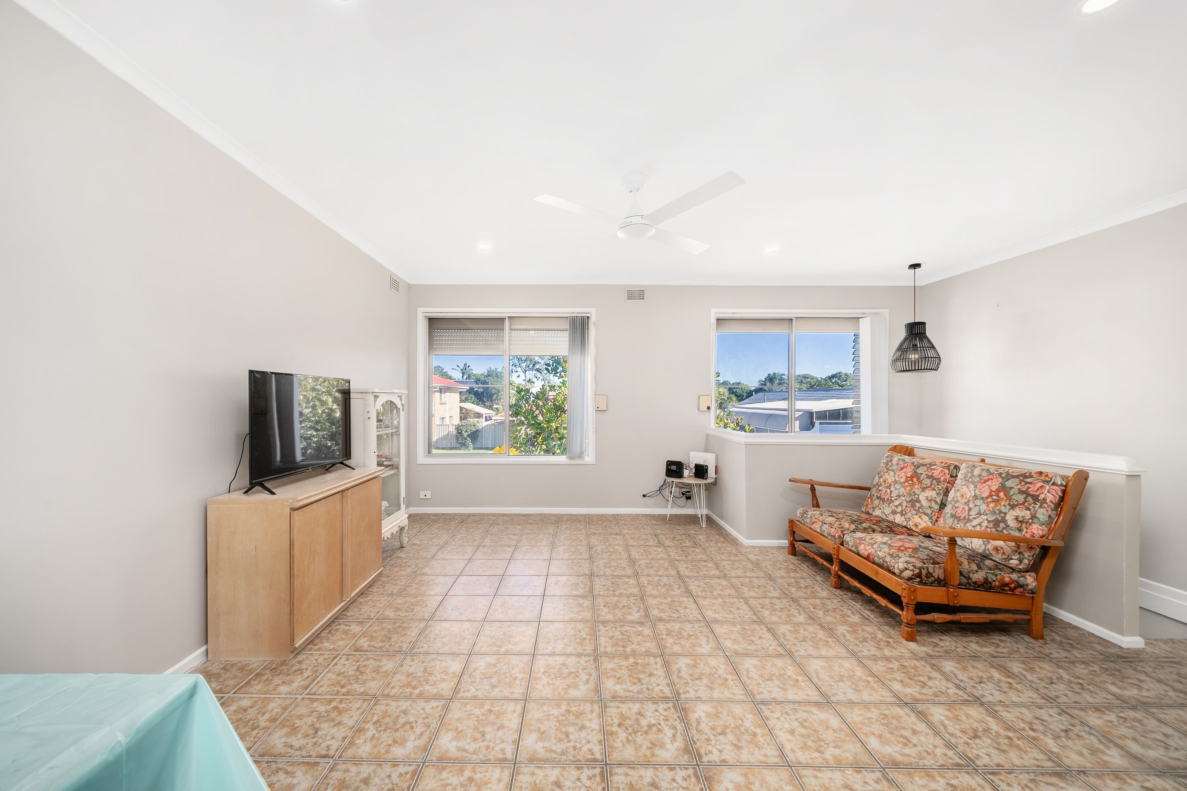 4 Watling Street, Bald Hills QLD 4036, Bald Hills - Thumbnail 2