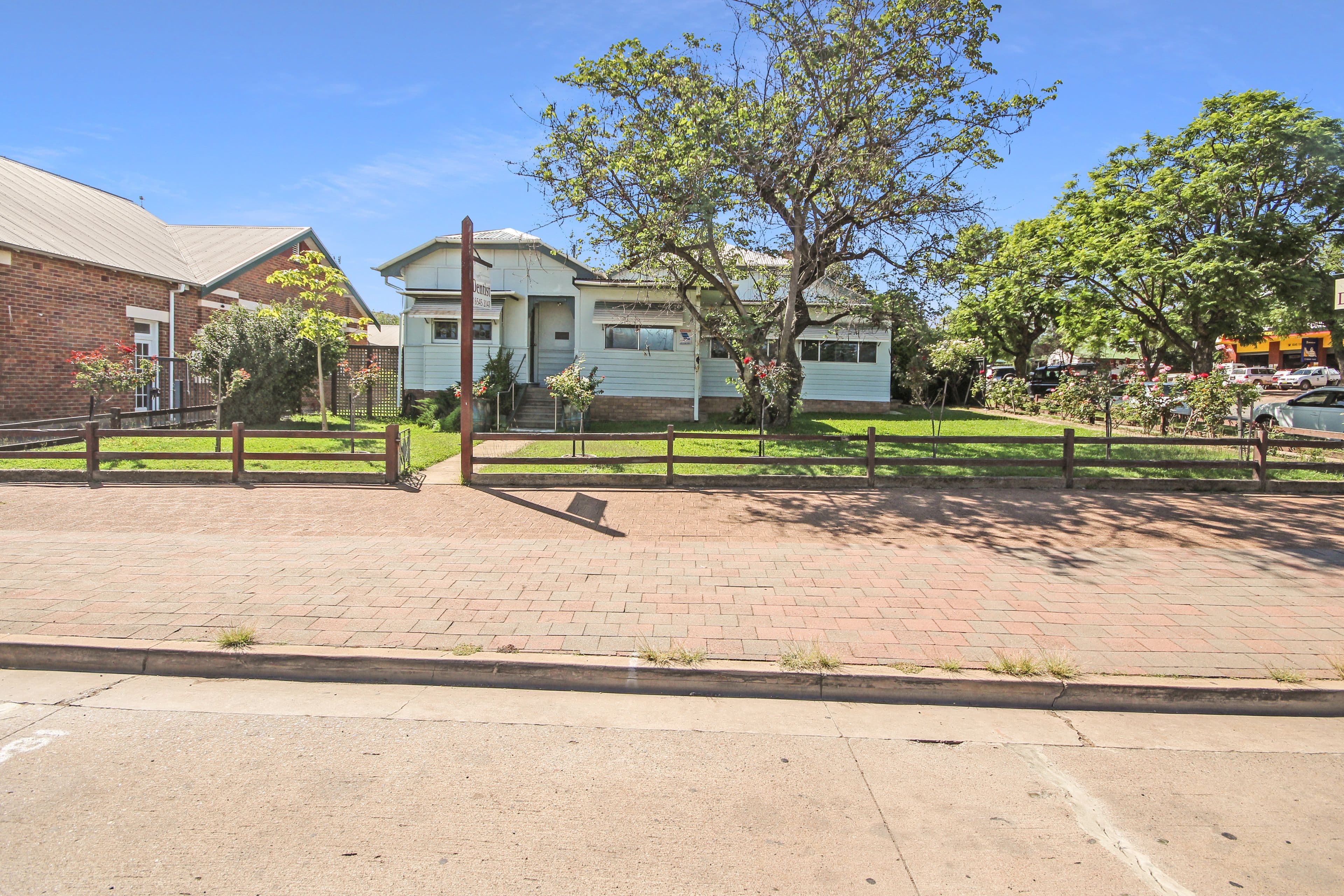 218 Kelly Street, Scone NSW 2337, Scone - Image 1