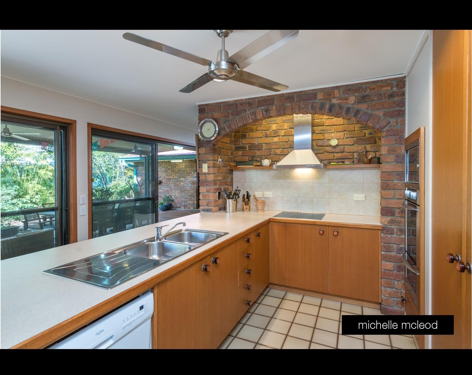 3 Greenford Street, Chapel Hill QLD 4069, Chapel Hill - Thumbnail 4