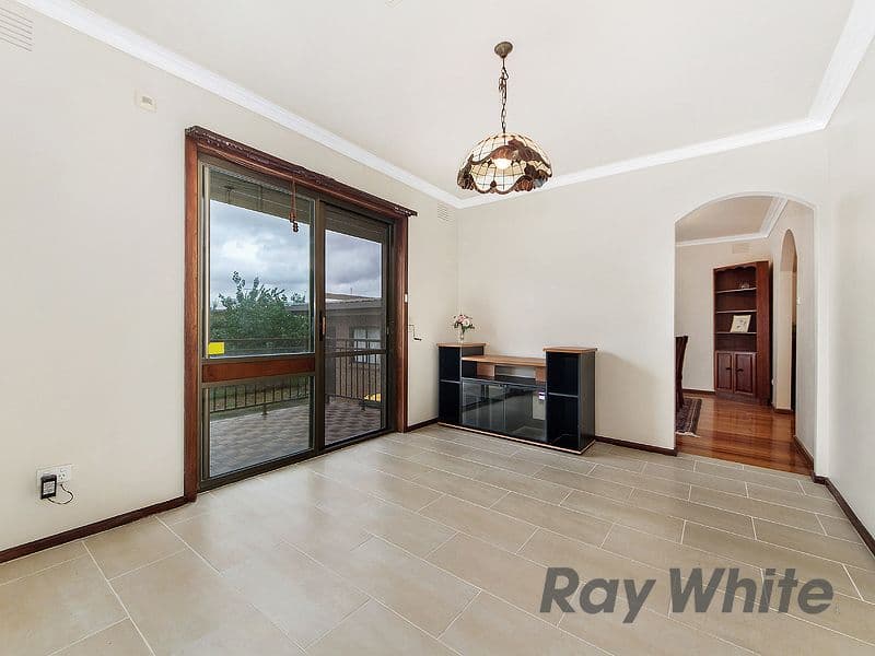 15 Salvia Street, St Albans VIC 3021, St Albans - Thumbnail 3
