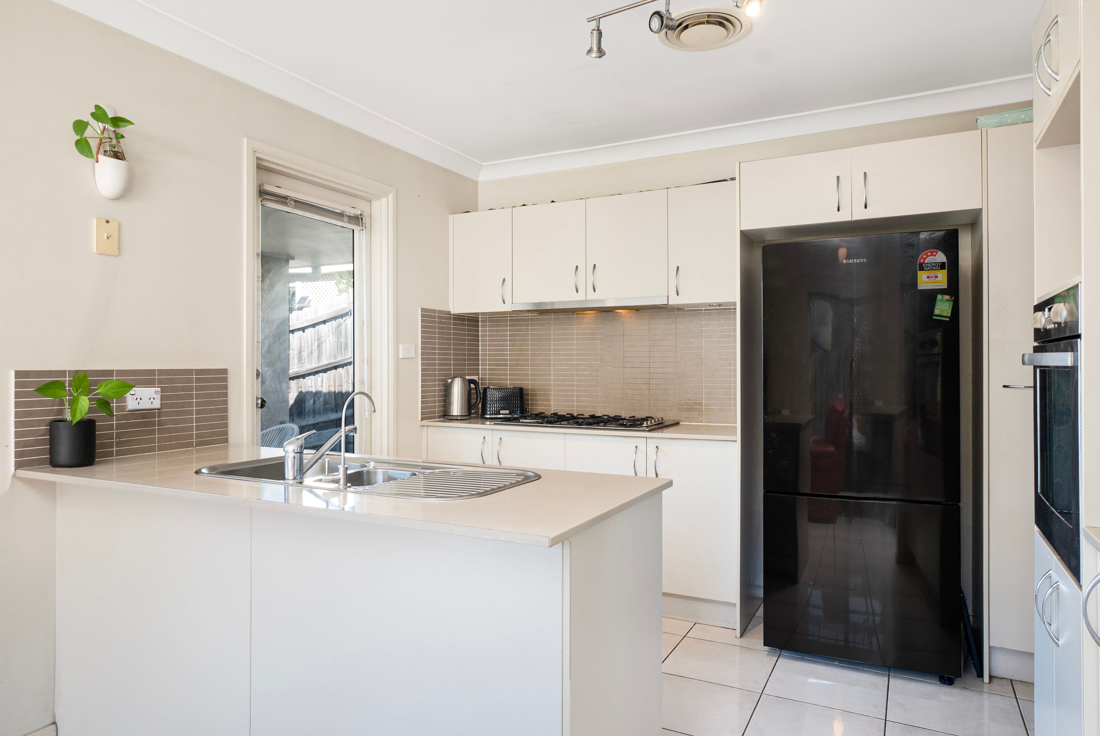 3 Glenvale Avenue, Parklea NSW 2768, Parklea - Thumbnail 2