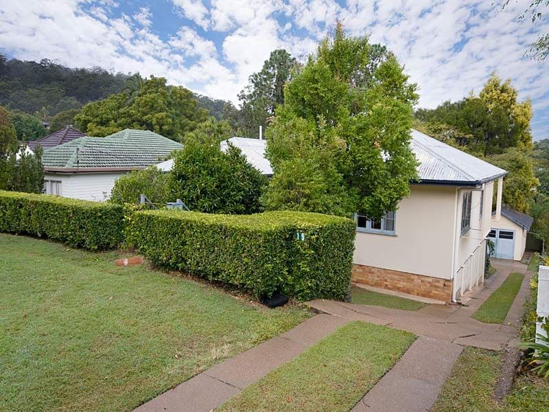 19 La Monte Street, MOOROOKA QLD 4105, Moorooka - Thumbnail 2