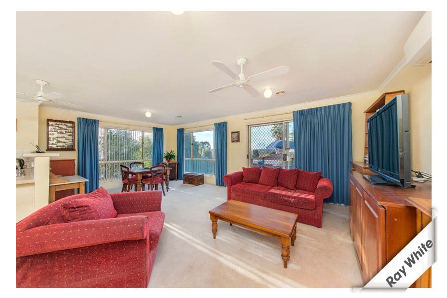 1A Lawlor Place, GORDON ACT 2906, Gordon - Thumbnail 2