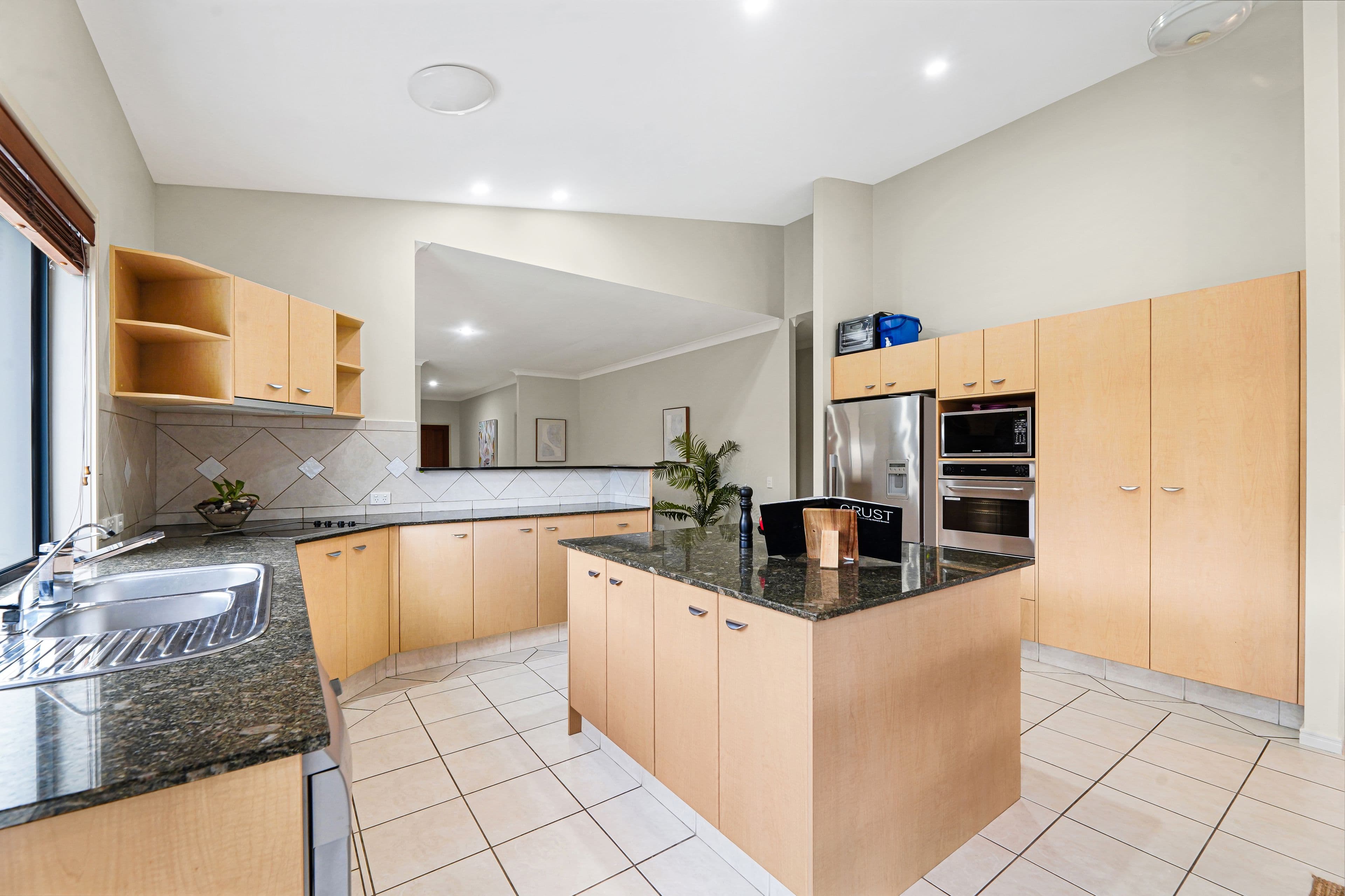 42 Nardoo Street, Robina QLD 4226, Robina - Thumbnail 7