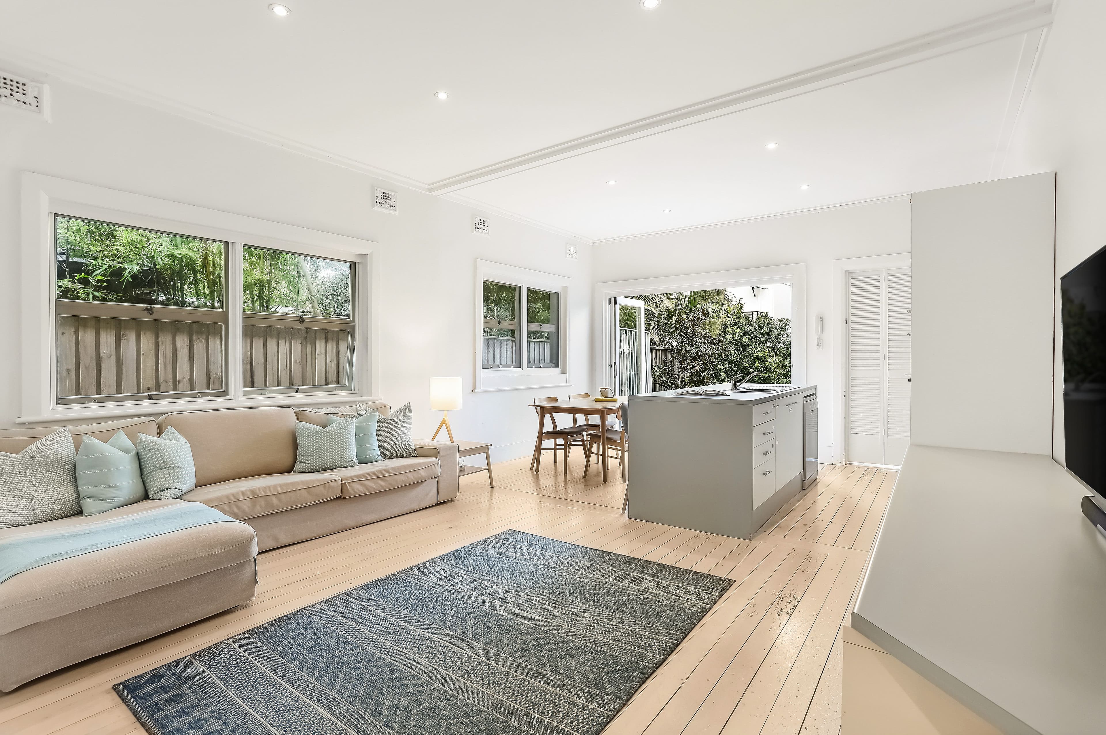 83 Hastings Parade, North Bondi NSW 2026, North Bondi - Thumbnail 4