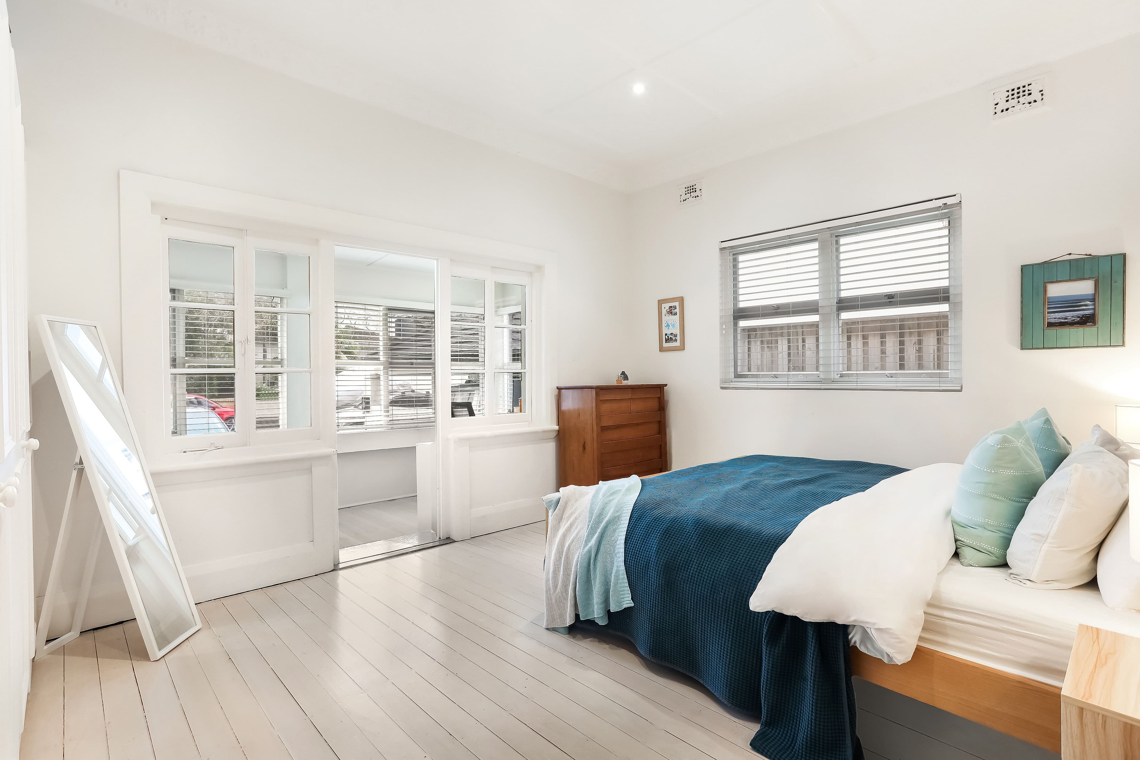 83 Hastings Parade, North Bondi NSW 2026, North Bondi - Thumbnail 7