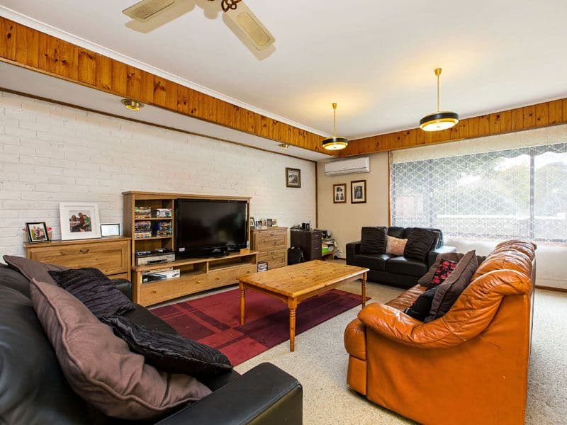 17 Byng Avenue, HEATHERTON VIC 3202, Heatherton - Thumbnail 2