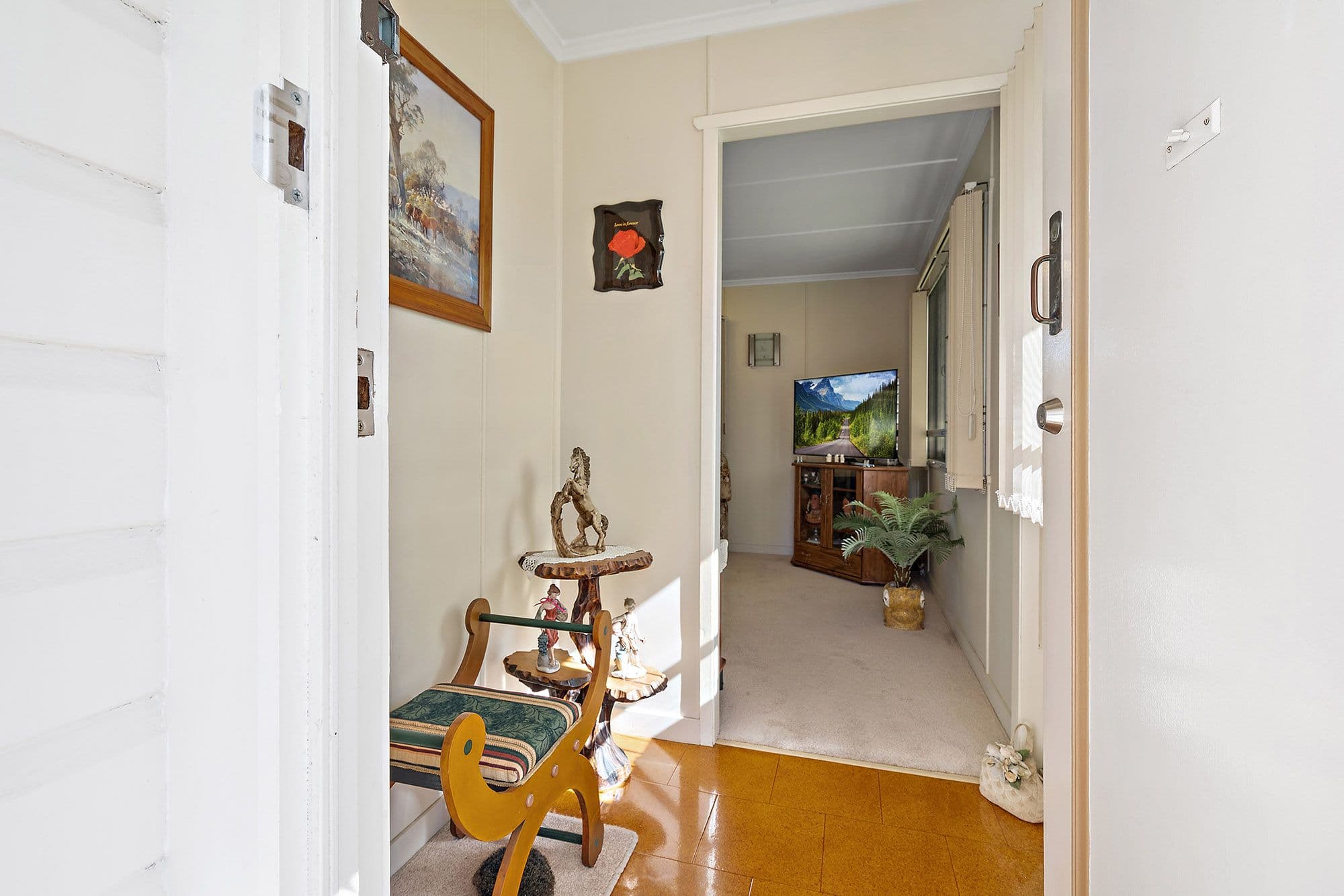 17 Calonne Street, Upper Mount Gravatt QLD 4122, Upper Mount Gravatt - Thumbnail 2