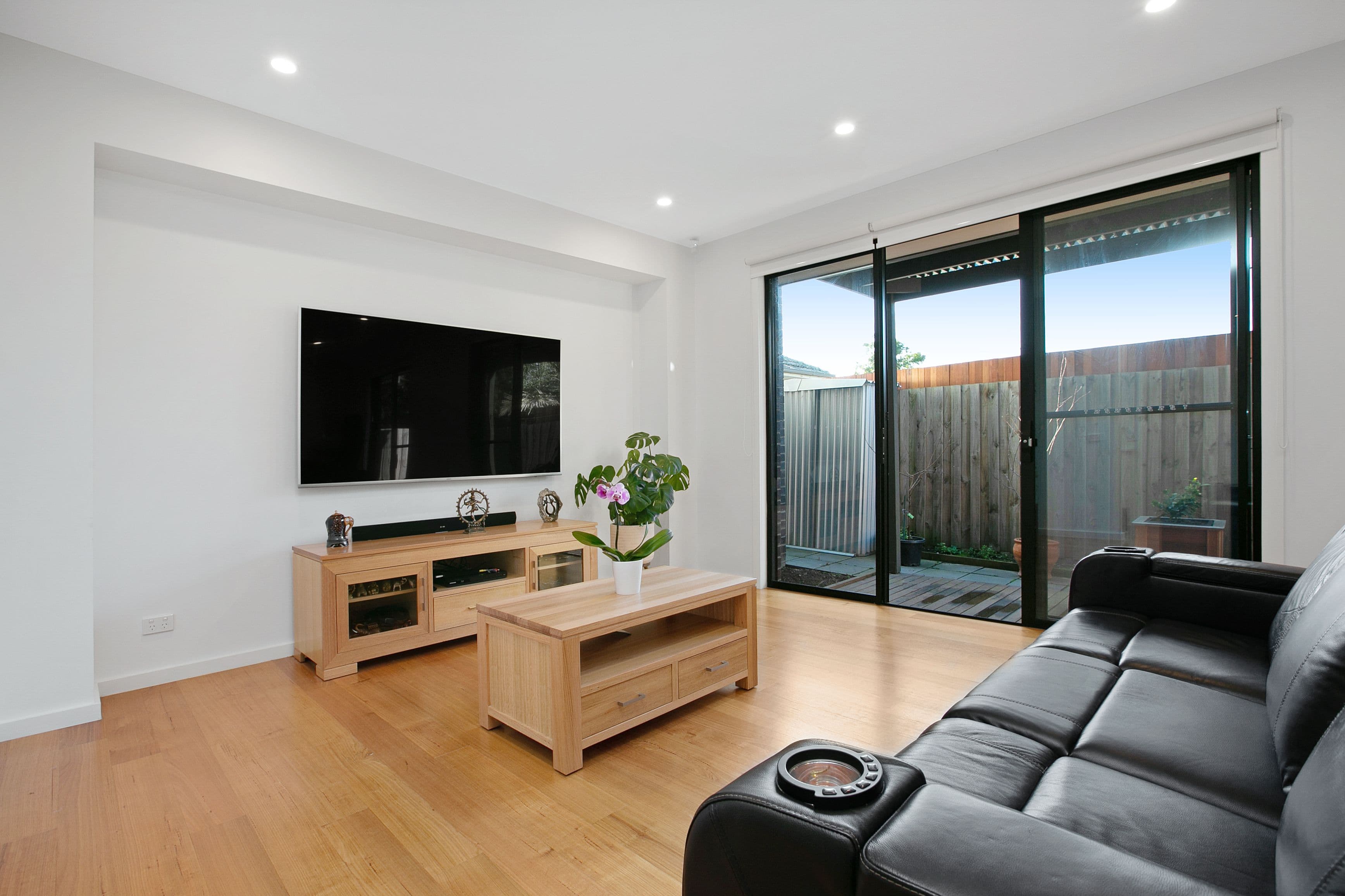 69 Crookston Road, Reservoir VIC 3073, Reservoir - Thumbnail 4