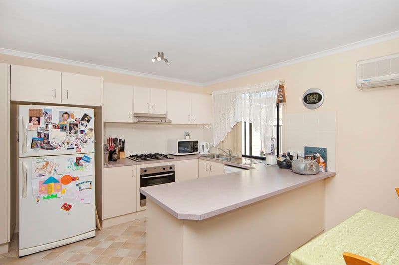 6 Blacksburg Court, LAKE MUNMORAH NSW 2259, Lake Munmorah - Thumbnail 6