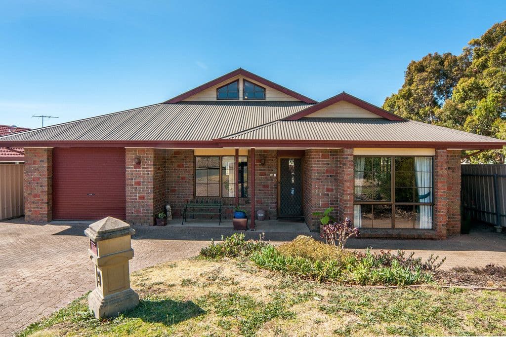 9 Padthaway Court, Woodcroft SA 5162, Woodcroft - Thumbnail 2