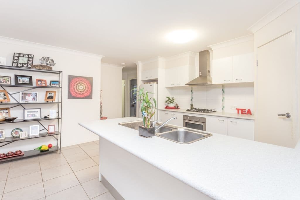 45 Menara Crescent, NORTH LAKES QLD 4509, North Lakes - Thumbnail 5