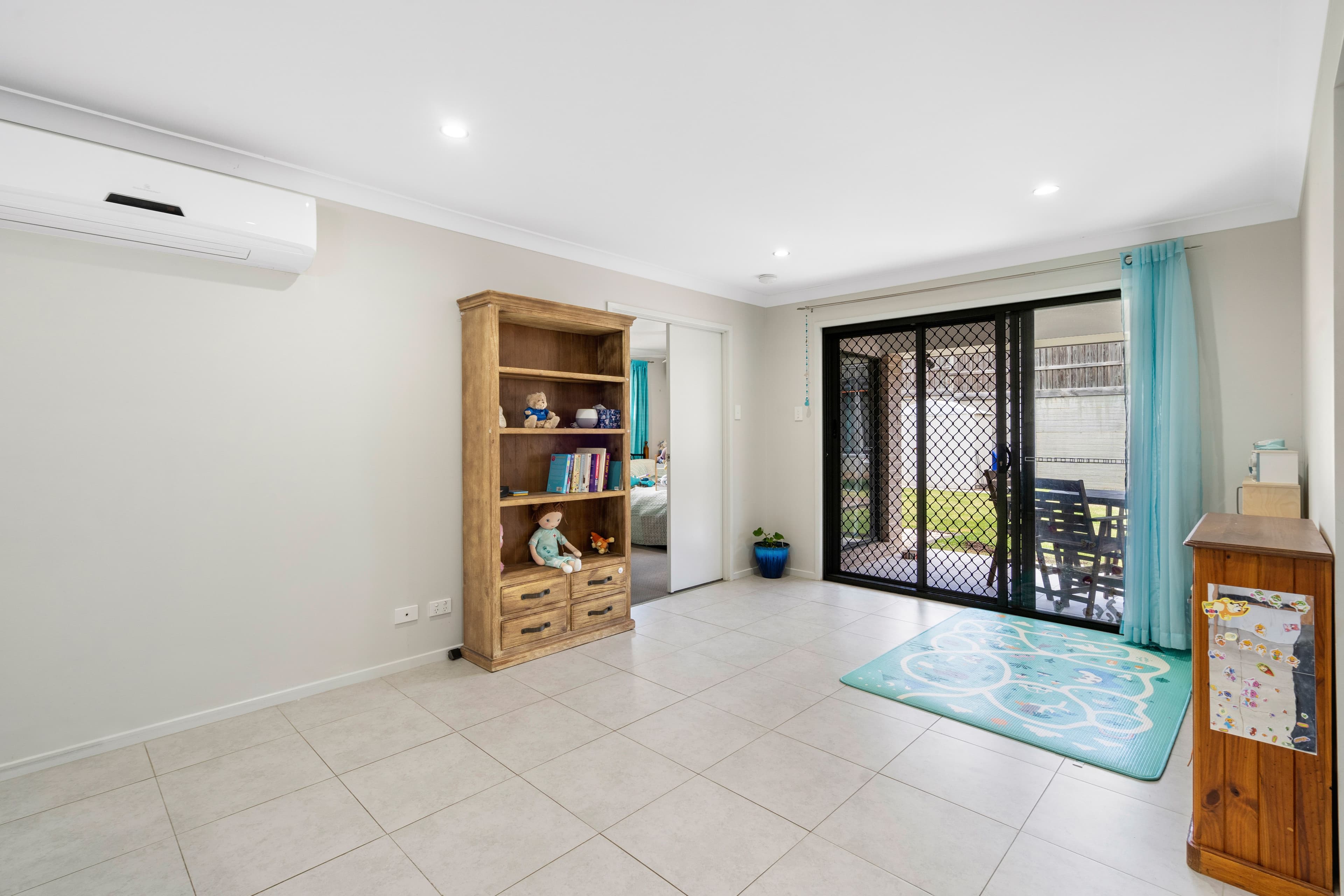 19 St Helen Crescent, Warner QLD 4500, Warner - Thumbnail 5