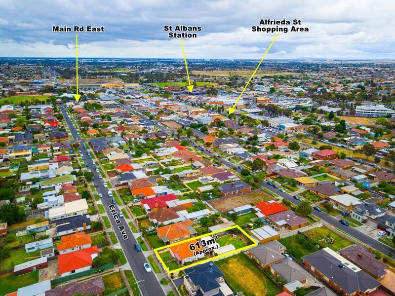 43 Erica Avenue, St Albans VIC 3021, St Albans - Thumbnail 3