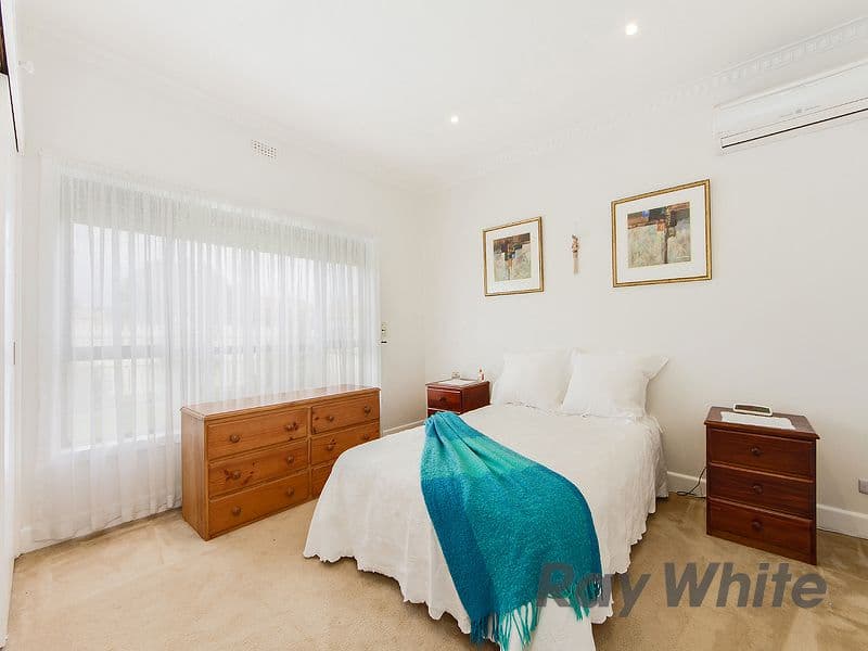 43 Erica Avenue, St Albans VIC 3021, St Albans - Thumbnail 6