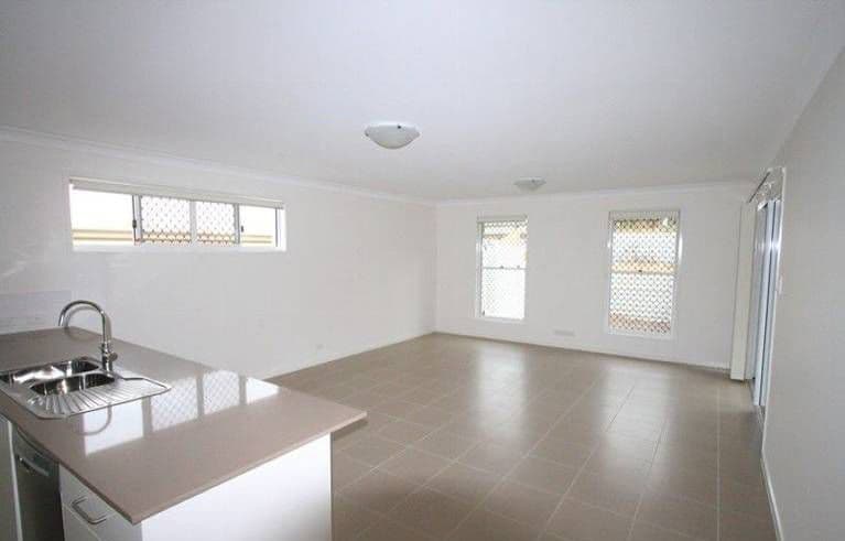 8 Bailey Street, Wakerley QLD 4154, Wakerley - Thumbnail 3