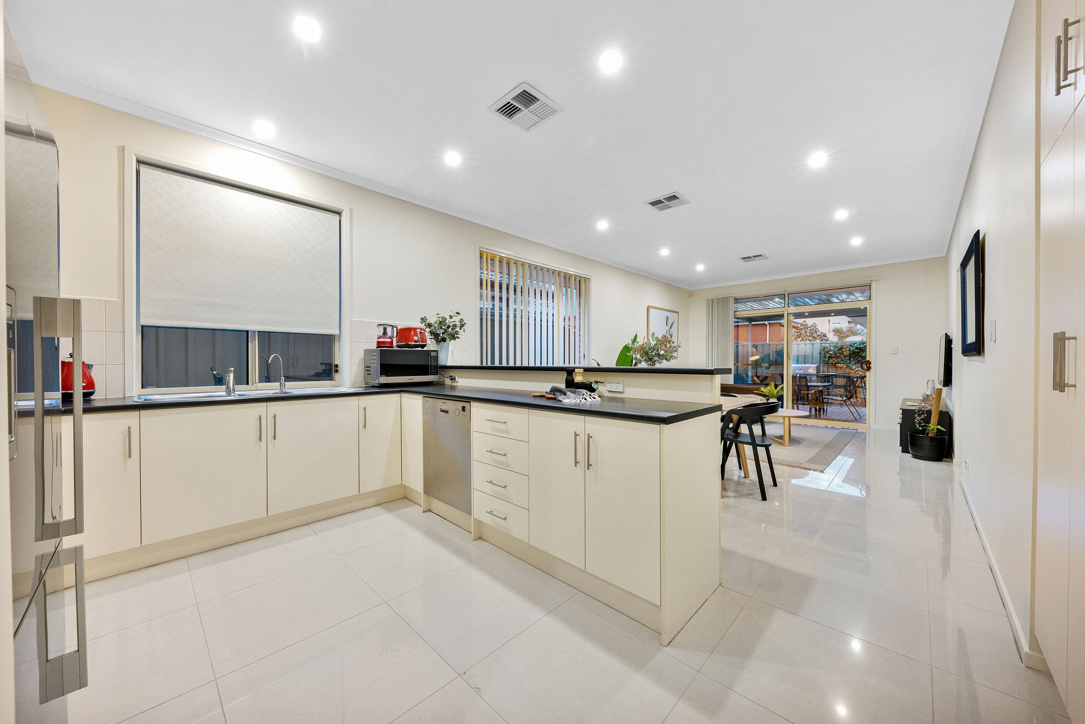 3 Sylvia Court, Mawson Lakes SA 5095, Mawson Lakes - Thumbnail 6