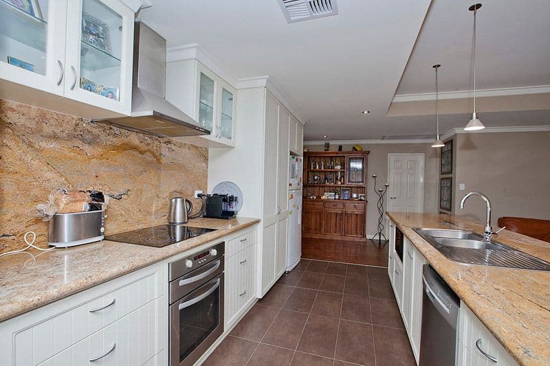 35 Coronilla Way, FORRESTFIELD WA 6058, Forrestfield - Thumbnail 6