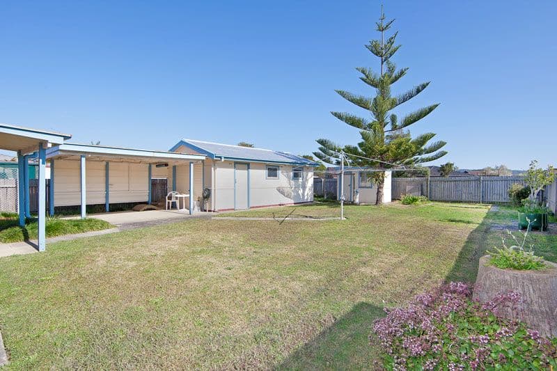 63 Dampier Boulevard, KILLARNEY VALE NSW 2261, Killarney Vale - Thumbnail 6