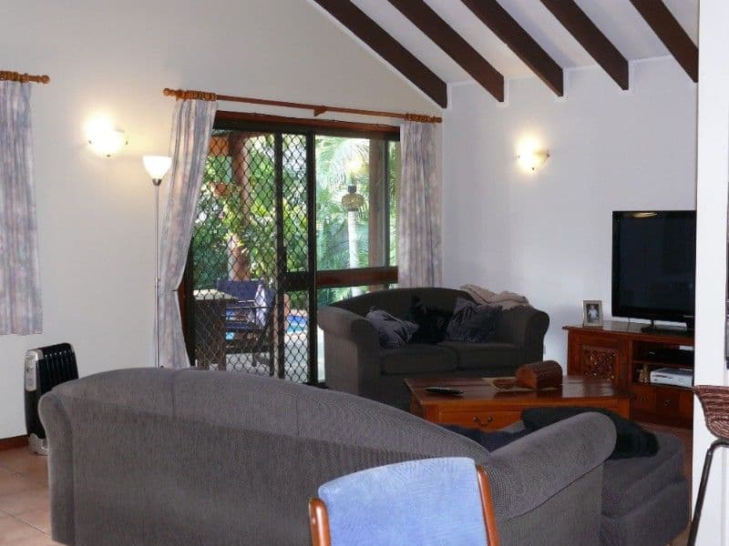 19 Parkes Drive, HELENSVALE QLD 4212, Helensvale - Thumbnail 2