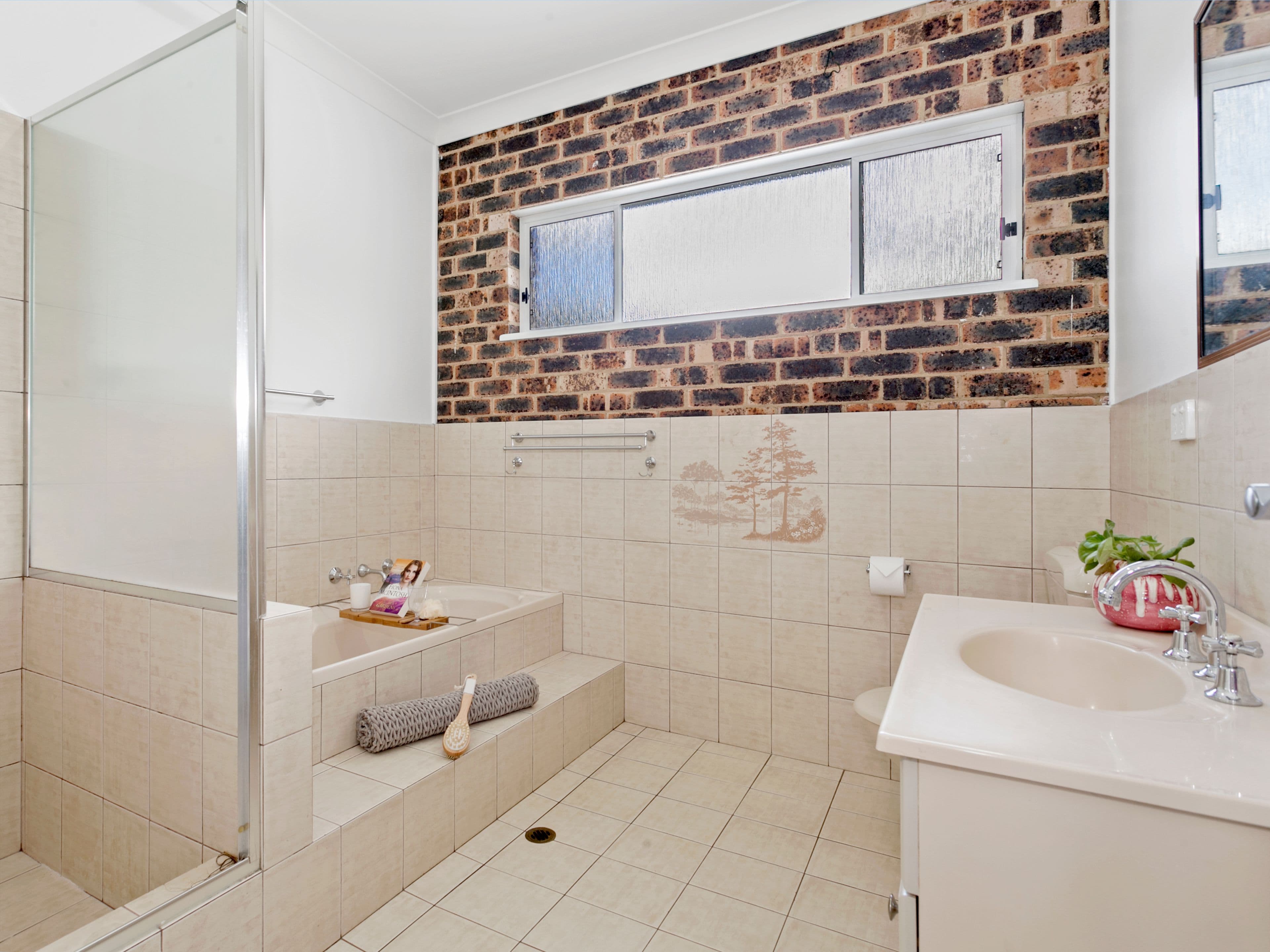 16 Maidstone Street, Helensburgh - Thumbnail 8