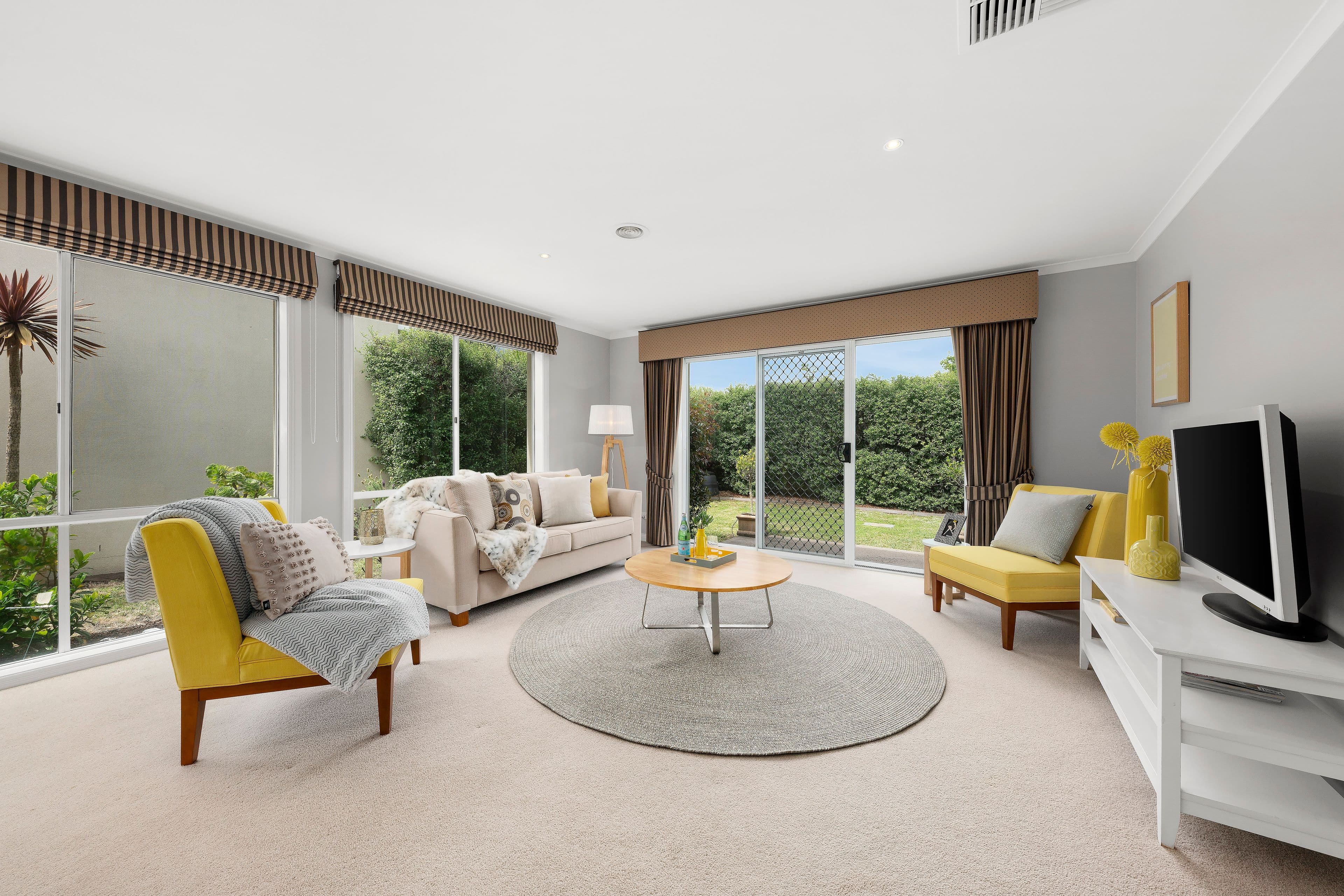 34 Sovereign Manors Crescent, Rowville VIC 3178, Rowville - Thumbnail 2