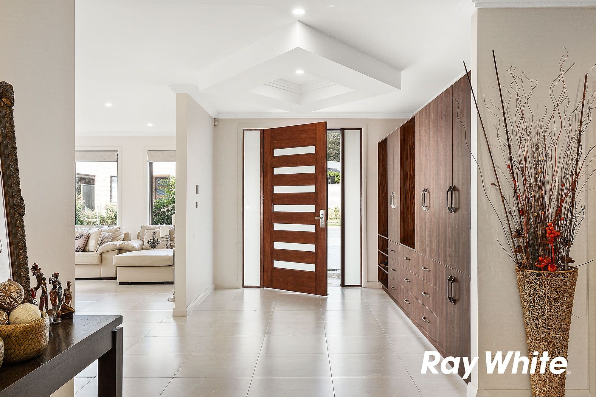17 Blue Wren Way, North Kellyville - Thumbnail 2