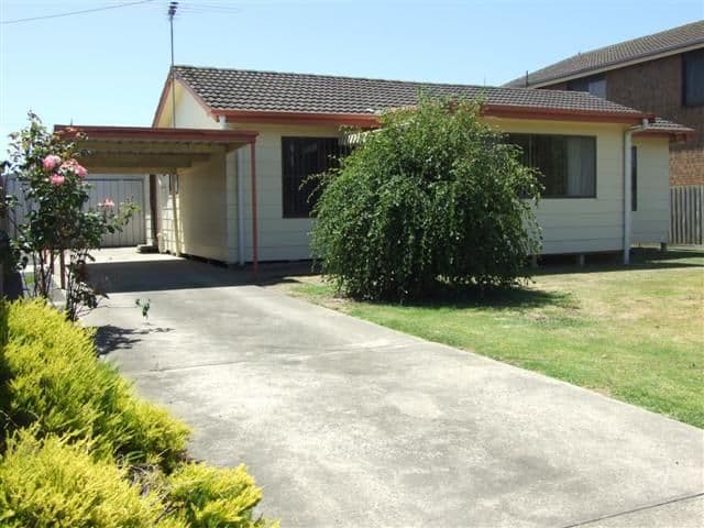 27 Phillip Island Road, NEWHAVEN VIC 3925, Newhaven - Image 1