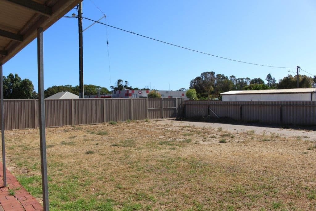 13 Hepburn Street, Dongara WA 6525, Dongara - Thumbnail 2