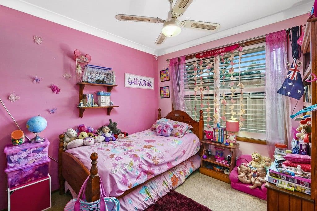 17 Erin Avenue, Berkeley Vale NSW 2261, Berkeley Vale - Thumbnail 5