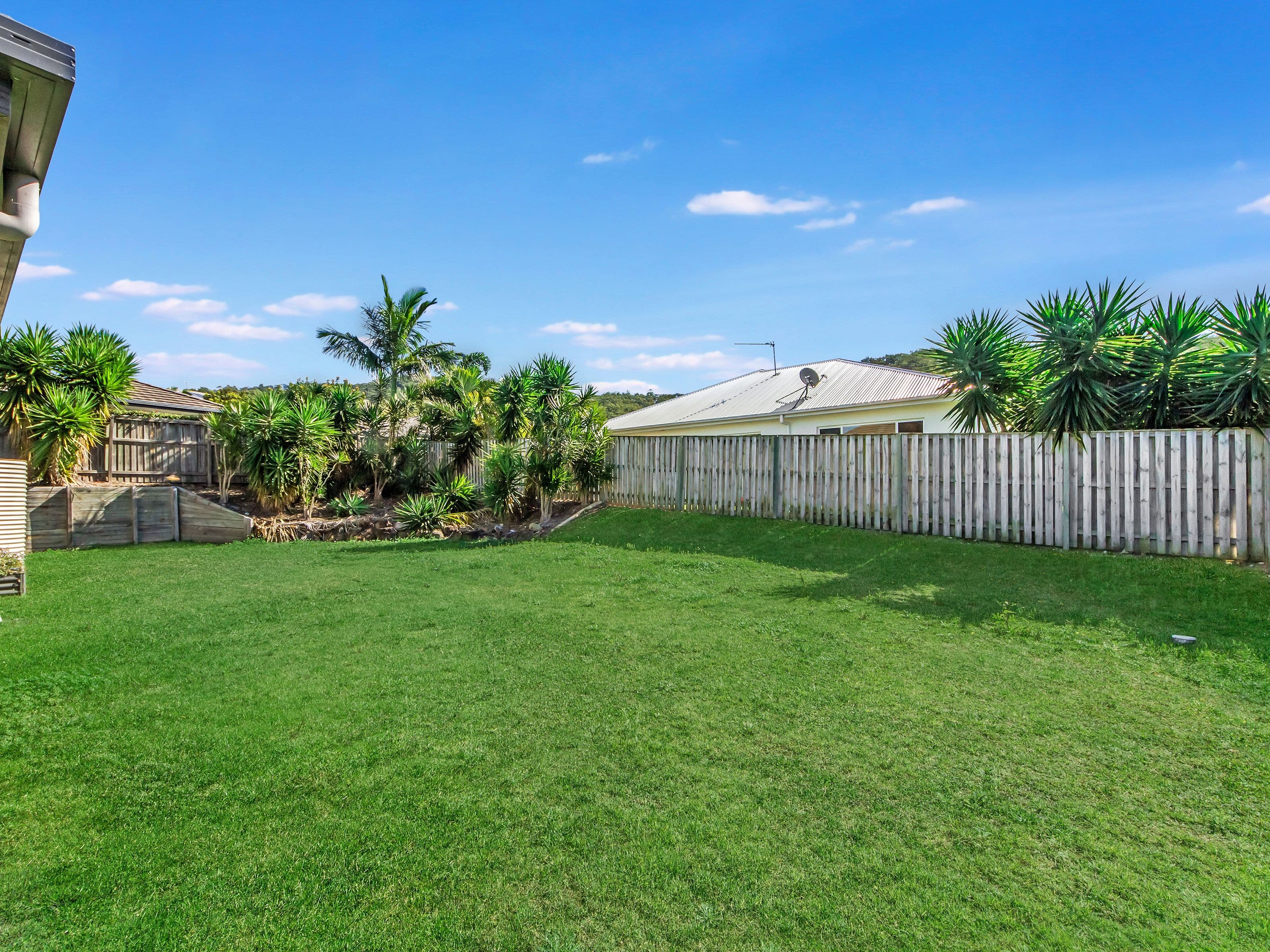 9 Bundoora Street, Upper Coomera QLD 4209, Upper Coomera - Thumbnail 2
