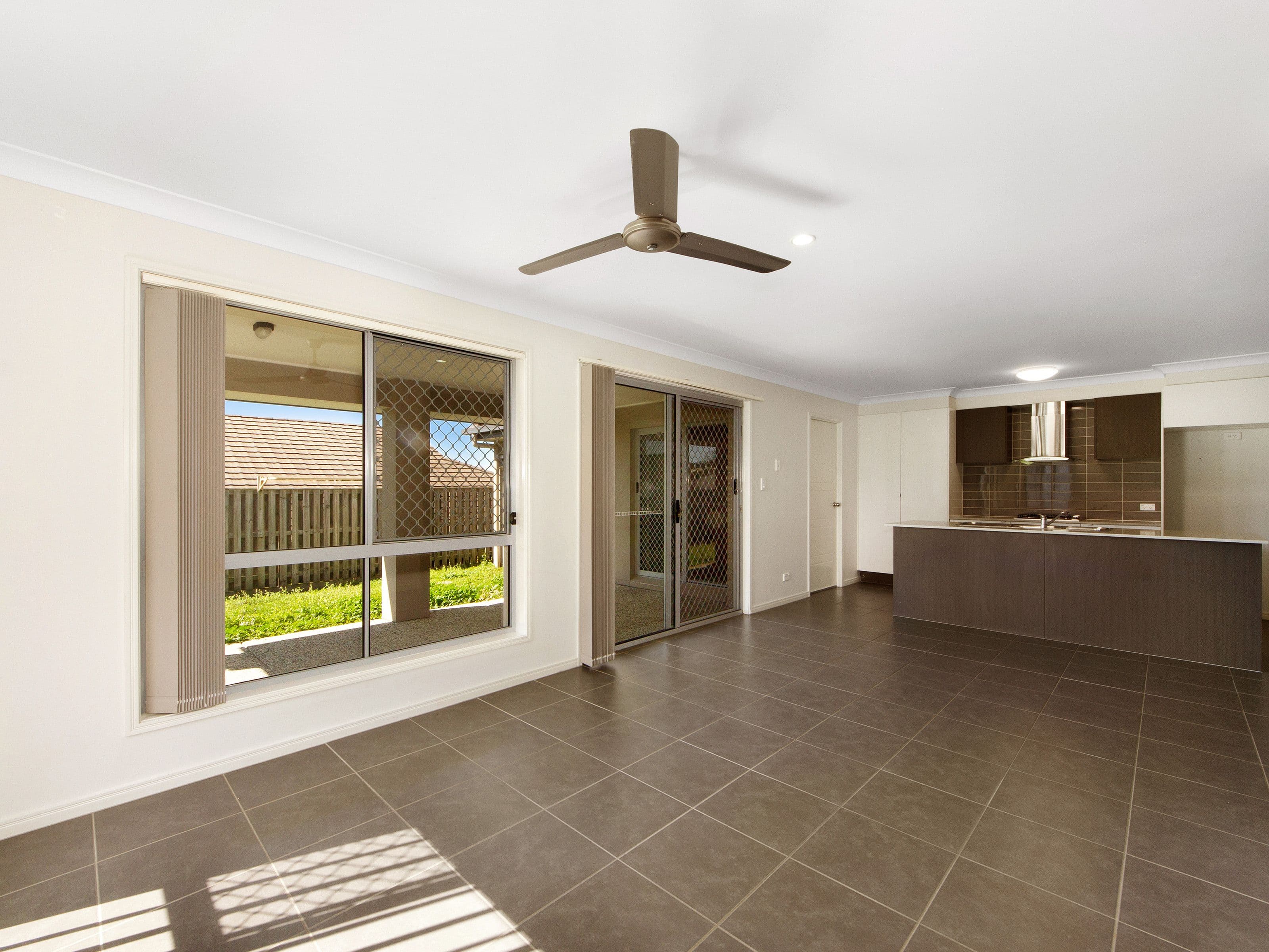 9 Bundoora Street, Upper Coomera QLD 4209, Upper Coomera - Thumbnail 4